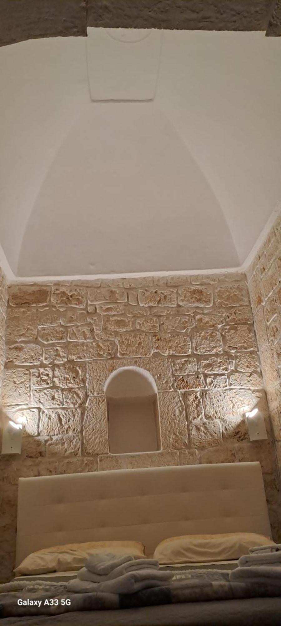 דירות אוסטוני La Casuccia מראה חיצוני תמונה